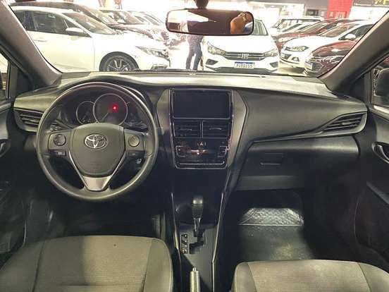 TOYOTA-YARIS-1.5 16V FLEX XL MULTIDRIVE TOYOTA-YARIS-2024