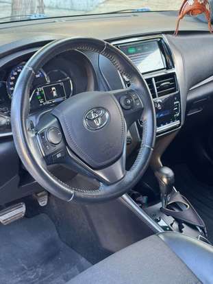 TOYOTA-YARIS-2022