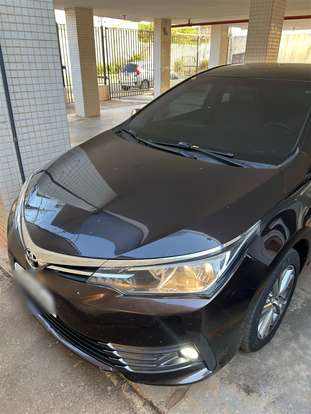 TOYOTA-COROLLA-2018