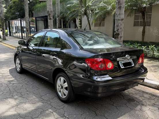 TOYOTA-COROLLA-1.8 SE-G 16V GASOLINA 4P AUTOMÁTICO TOYOTA-COROLLA-2005