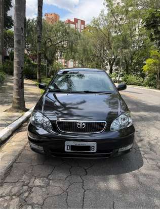 TOYOTA-COROLLA-2005
