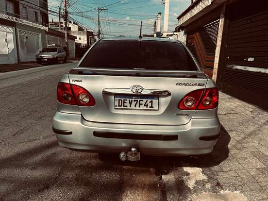 TOYOTA-COROLLA-1.8 SE-G 16V GASOLINA 4P AUTOMÁTICO TOYOTA-COROLLA-2005