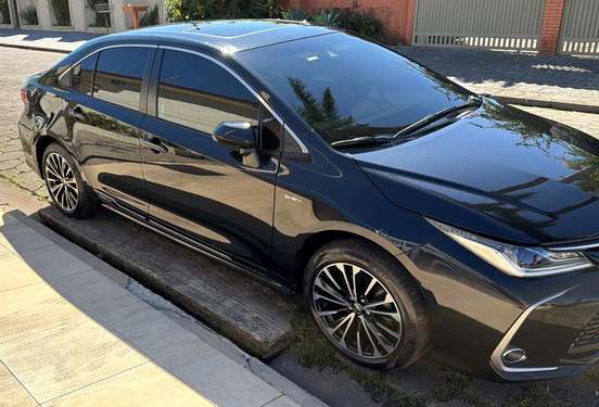 TOYOTA-COROLLA-2021
