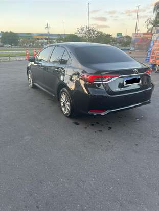 TOYOTA-COROLLA-2025