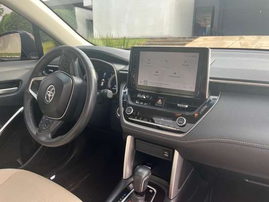 TOYOTA-COROLLA CROSS-2024