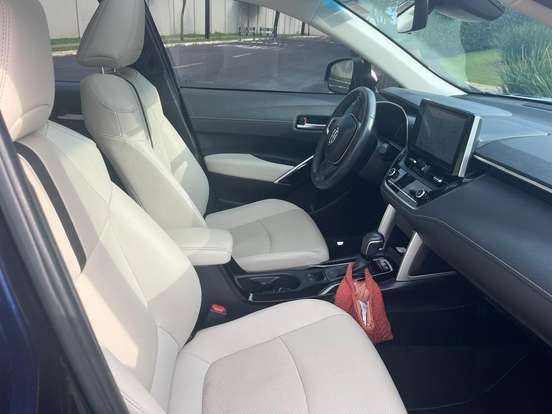 TOYOTA-COROLLA CROSS-2024