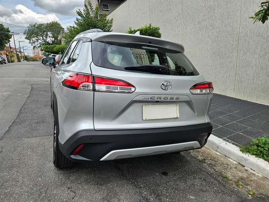 TOYOTA-COROLLA CROSS-2022