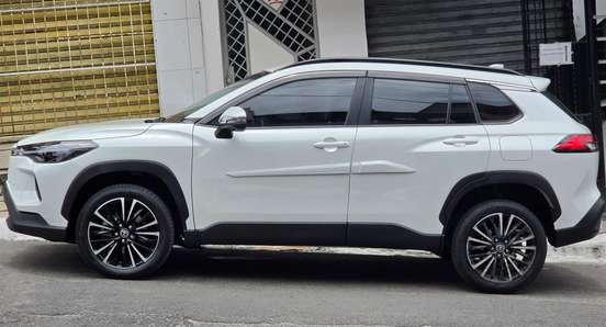 TOYOTA-COROLLA CROSS-2025