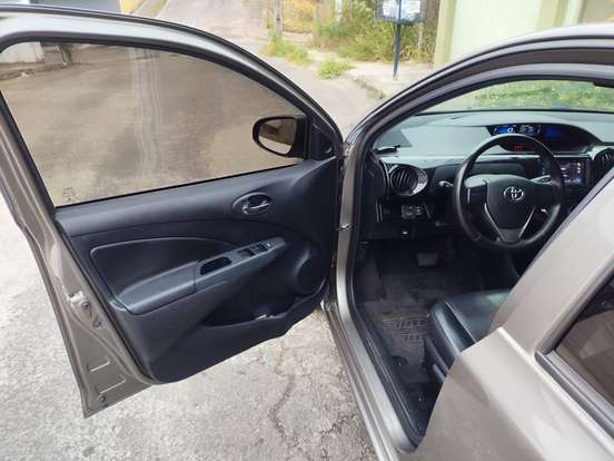 TOYOTA-ETIOS-1.3 X 16V FLEX 4P AUTOMÁTICO TOYOTA-ETIOS-2016