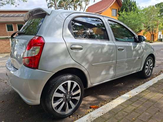 TOYOTA-ETIOS-1.3 X 16V FLEX 4P MANUAL TOYOTA-ETIOS-2017