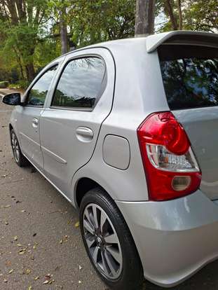 TOYOTA-ETIOS-1.3 X 16V FLEX 4P MANUAL TOYOTA-ETIOS-2017