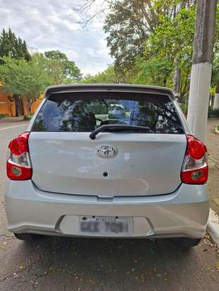 TOYOTA-ETIOS-1.3 X 16V FLEX 4P MANUAL TOYOTA-ETIOS-2017