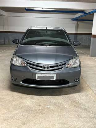 TOYOTA-ETIOS-2015