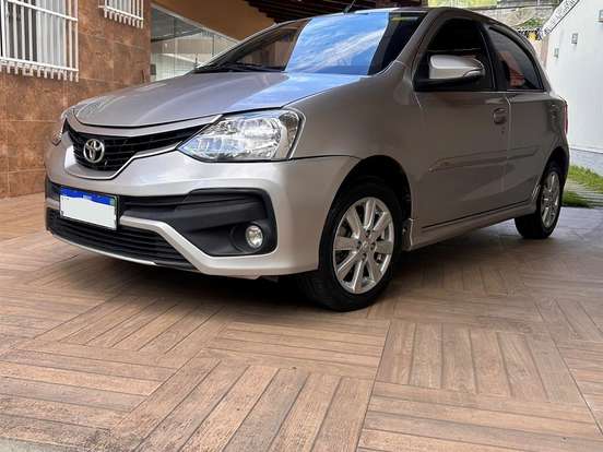 TOYOTA-ETIOS-1.5 XLS 16V FLEX 4P AUTOMÁTICO TOYOTA-ETIOS-2017