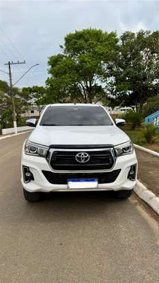 TOYOTA-HILUX-2018