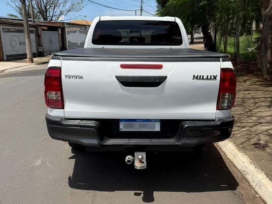 TOYOTA-HILUX-2.8 STD 4X4 CD 16V DIESEL 4P MANUAL TOYOTA-HILUX-2018