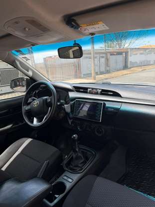 TOYOTA-HILUX-2018