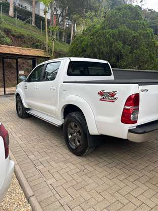 TOYOTA-HILUX-3.0 SRV TOP 4X4 CD 16V TURBO INTERCOOLER DIESEL 4P AUTOMÁTICO TOYOTA-HILUX-2012