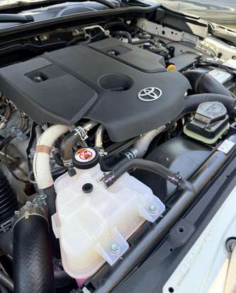 TOYOTA-HILUX SW4-2.8 D-4D TURBO DIESEL SRX 7L 4X4 AUTOMÁTICO TOYOTA-HILUX SW4-2023
