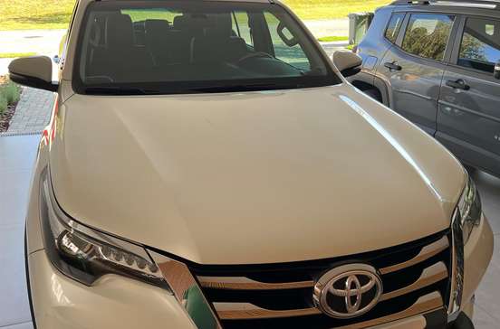 TOYOTA-HILUX SW4-2.8 SRX DIAMOND 4X4 7 LUGARES 16V TURBO INTERCOOLER DIESEL 4P AUTOMÁTICO TOYOTA-HILUX SW4-2019