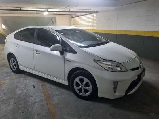 TOYOTA-PRIUS-1.8 16V HÍBRIDO 4P AUTOMÁTICO TOYOTA-PRIUS-2015