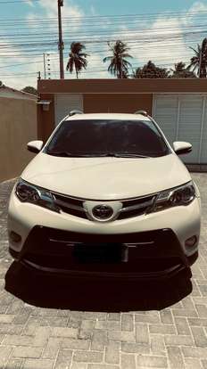 TOYOTA-RAV4-2014
