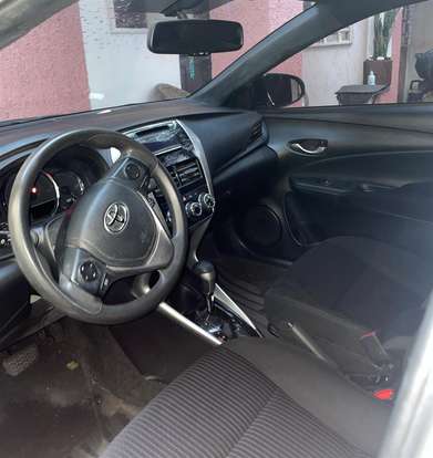 TOYOTA-YARIS-2019
