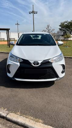 TOYOTA YARIS 1.5 16V FLEX SEDAN XL LIVE MULTIDRIVE