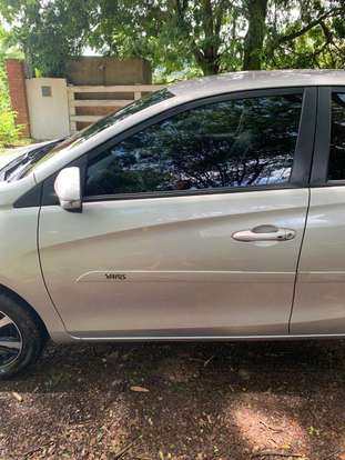 TOYOTA-YARIS-2018