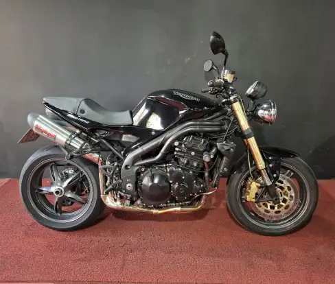 TRIUMPH-SPEED TRIPLE 1050i-2006