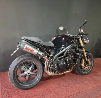 TRIUMPH-SPEED TRIPLE 1050i-2006