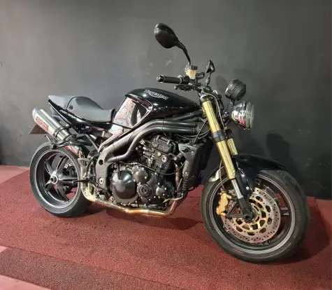TRIUMPH-SPEED TRIPLE 1050i-2006