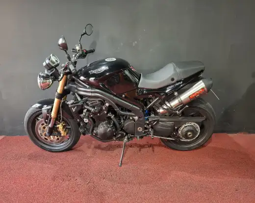 TRIUMPH-SPEED TRIPLE 1050i-2006