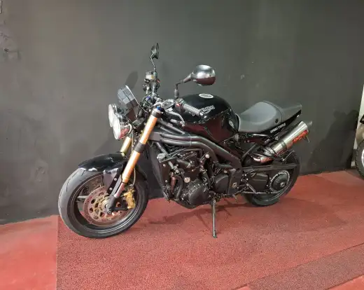 TRIUMPH-SPEED TRIPLE 1050i-2006