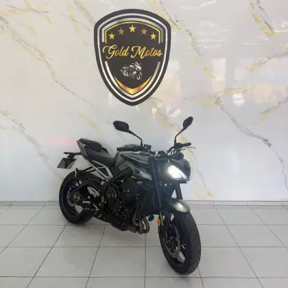 TRIUMPH STREET TRIPLE R ABS 