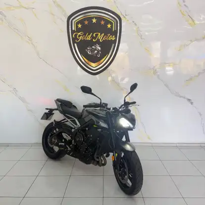 TRIUMPH-STREET TRIPLE R ABS TRIUMPH-STREET TRIPLE R ABS-2023