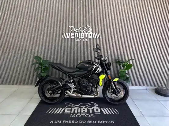 TRIUMPH-TRIDENT 660-2022