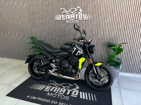 TRIUMPH-TRIDENT 660-2022