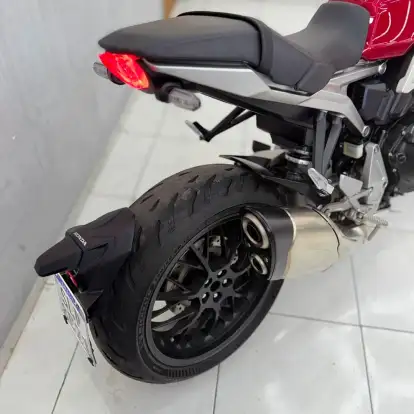 TRIUMPH-TRIDENT 660-2024