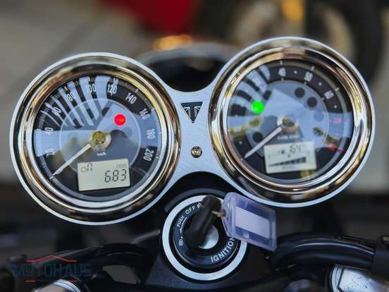 TRIUMPH-BONNEVILLE T100 900 TRIUMPH-BONNEVILLE T100 900-2025