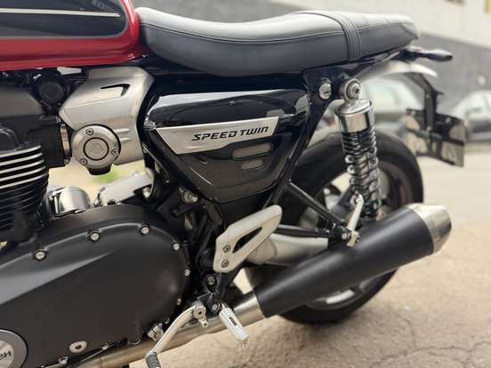 TRIUMPH-SPEED TWIN-2019