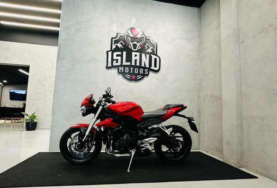 TRIUMPH-STREET TRIPLE 765 S-2017