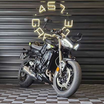 TRIUMPH-STREET TRIPLE RS ABS-2024