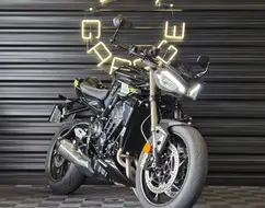 TRIUMPH STREET TRIPLE RS ABS TRIUMPH STREET TRIPLE RS ABS