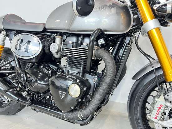 TRIUMPH-THRUXTON R-2017