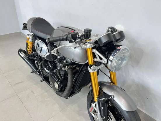 TRIUMPH-THRUXTON R-2017