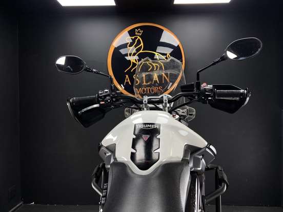 TRIUMPH-TIGER 800 XCX-2017