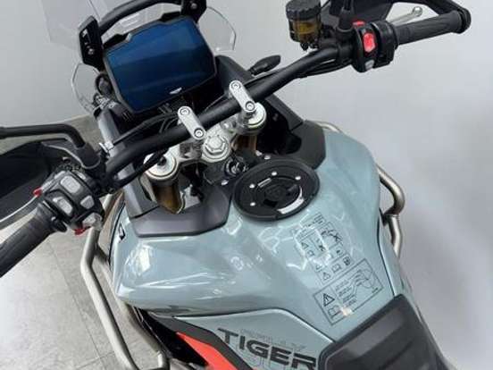 TRIUMPH-TIGER 900 DESERT EDITION TRIUMPH-TIGER 900 DESERT EDITION-2026