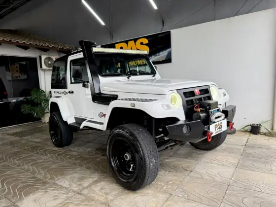 TROLLER T4 3.0 TETO RÍGIDO 16V TURBO ELETRONIC DIESEL 2P MANUAL
