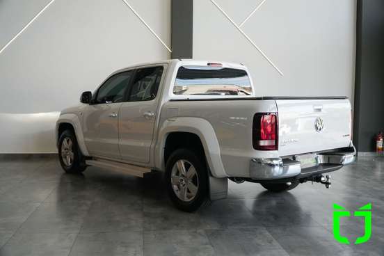 VOLKSWAGEN-AMAROK-2.0 HIGHLINE 4X4 CD 16V TURBO INTERCOOLER DIESEL 4P AUTOMÁTICO VOLKSWAGEN-AMAROK-2019
